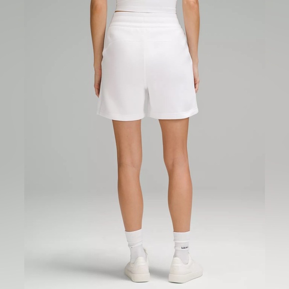 Lululemon Scuba High Rise Short 5” - Picture 3 of 5